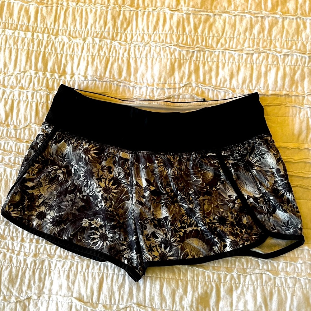 Lululemon speed shorts; size 4